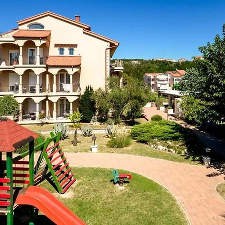 In With Balcony, Air Condition, Wifi